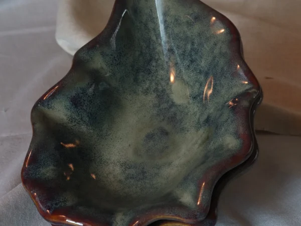 Cashew shaped ceramic serving bowl